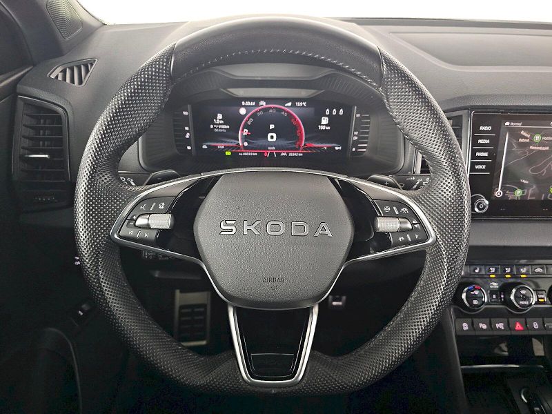 Škoda Karoq (2025) 2.0TDi 110kW 4x4 SPORTLINE WEB - fotka 8 z 34