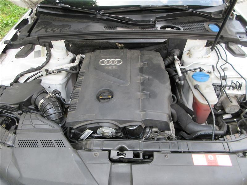 Audi A5 1,8 TFSi 125Kw, Xenon, Nové v - fotka 23 z 23
