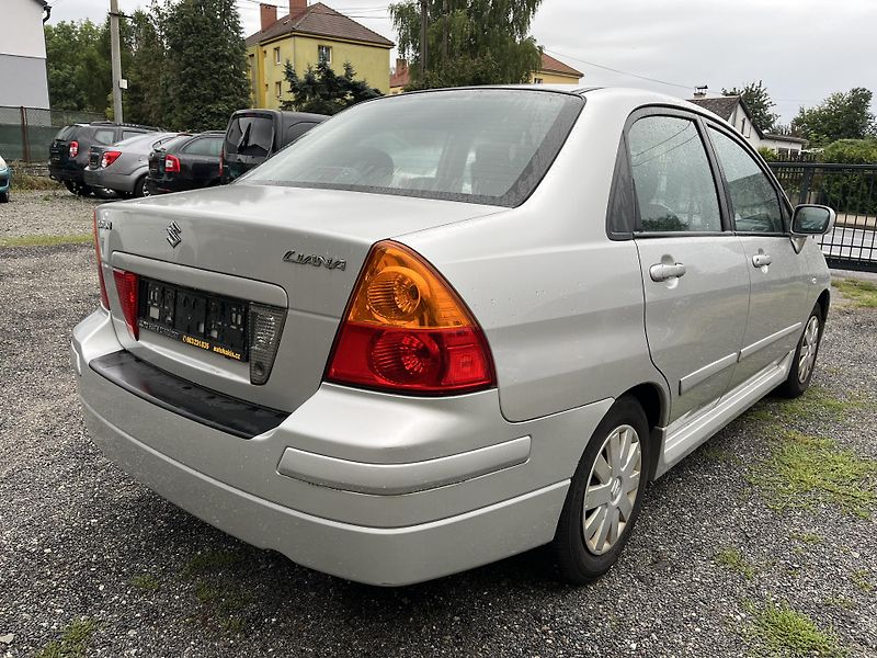 Suzuki Liana (2004) PĚKNÝ STAV - fotka 5 z 25