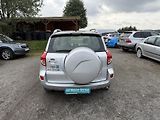 Toyota RAV4 2.2 D4-D 4x4 KLIMA  REZERVACE - náhled 4