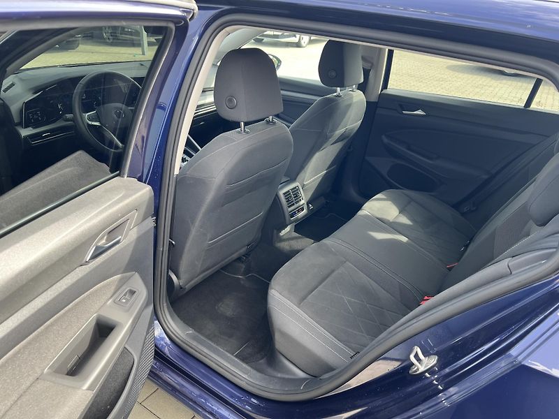 Volkswagen Golf Variant (2022) 1,5TSi 110kW STYLE DSG - fotka 26 z 41