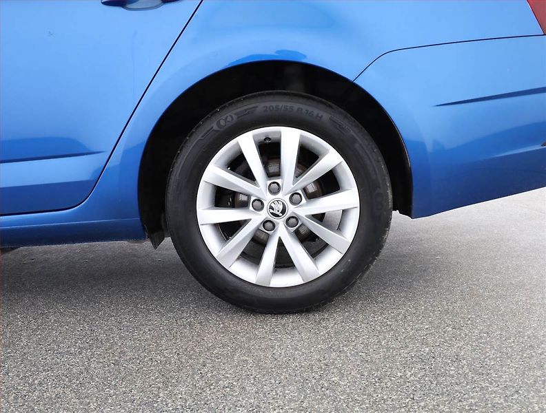 Škoda Octavia (2019) Style 2.0 TDI, Automat - fotka 16 z 16