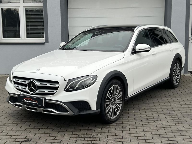 Mercedes-Benz Třídy E (2018) E 220D 4MATIC ALL TERRAIN - fotka 2 z 27