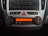Kia Ceed (2009) 1.6 CVVT, po STK, rezervace - náhled 13