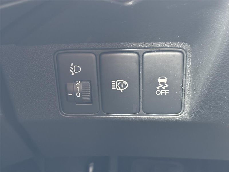 Honda Civic 1,8 VTEC 104kW PLNÝservisHONDA - fotka 28 z 36