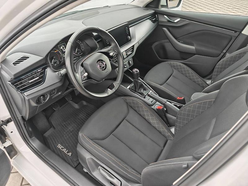 Škoda Scala Ambition 6MP 1,0TSI - fotka 5 z 22