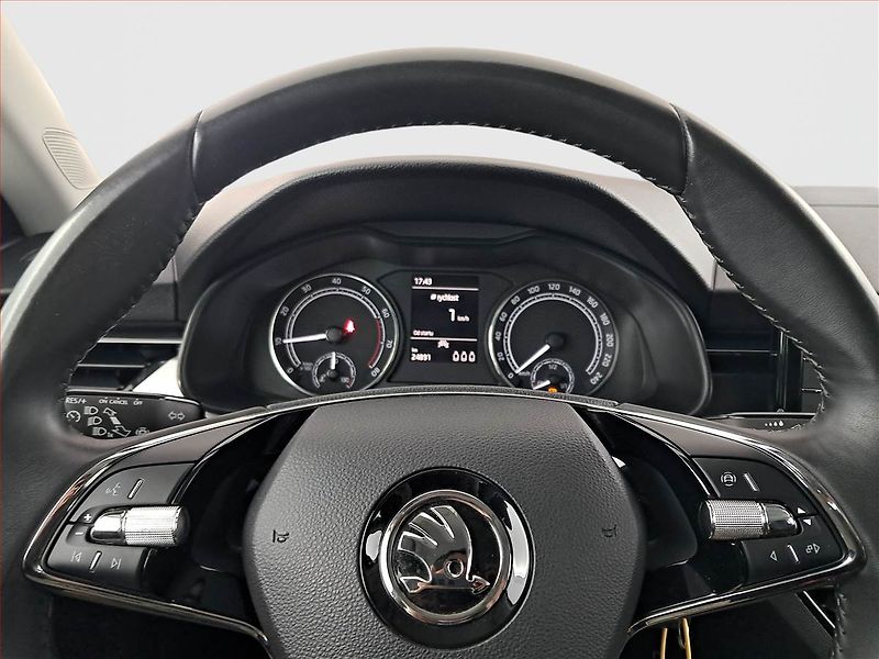 Škoda Scala (2020) 1.0 TSI, Tempomat - fotka 17 z 18