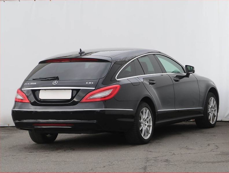 Mercedes-Benz CLS (2013) 350 CDI, Automat, Kůže, Navi - fotka 5 z 20