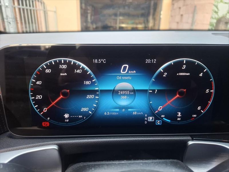 Mercedes-Benz GLB 2,0 200d CZ serviska - fotka 11 z 17