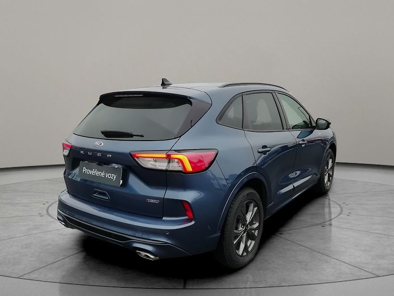 Ford Kuga Plug-In Hybrid ST-Line X - fotka 2 z 20