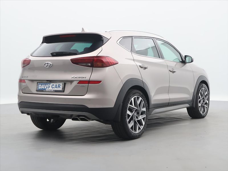 Hyundai Tucson 2,0 CRDi 136kW 4x4 CZ Aut - fotka 7 z 29