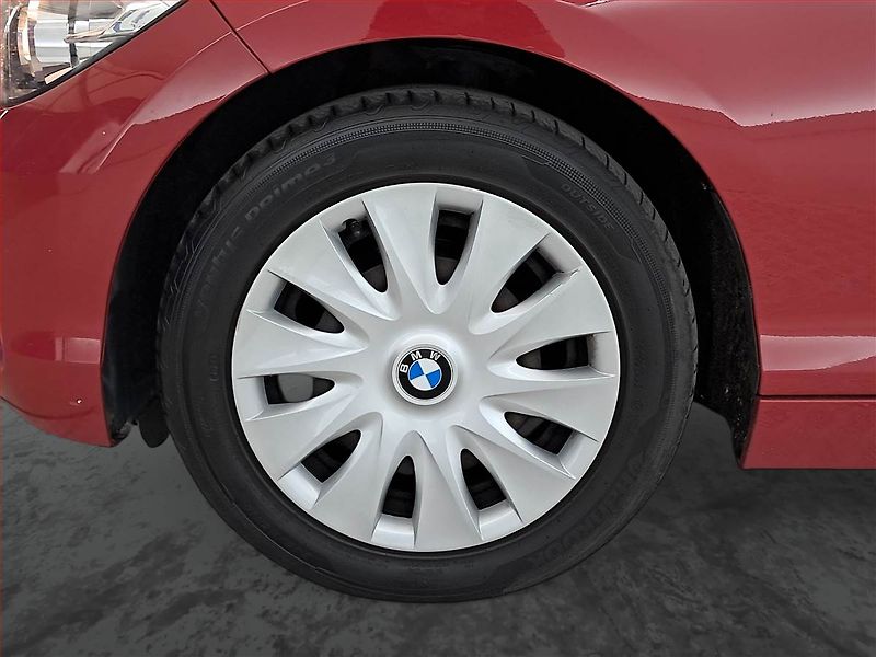 BMW Řada 1 (2016) 118d, Serv.kniha, Tempomat - fotka 14 z 18