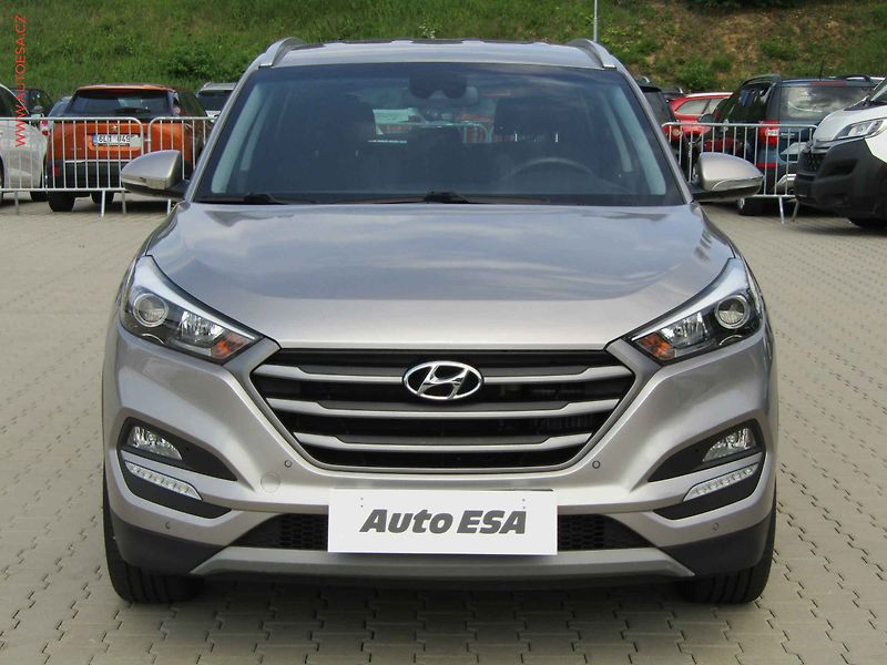 Hyundai Tucson (2017) 1.7TGDi, 2.maj,ČR, AC, temp - fotka 2 z 17