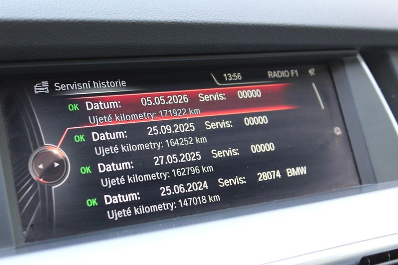 BMW Řada 5 530d xDrive Gran Turismo - fotka 12 z 21