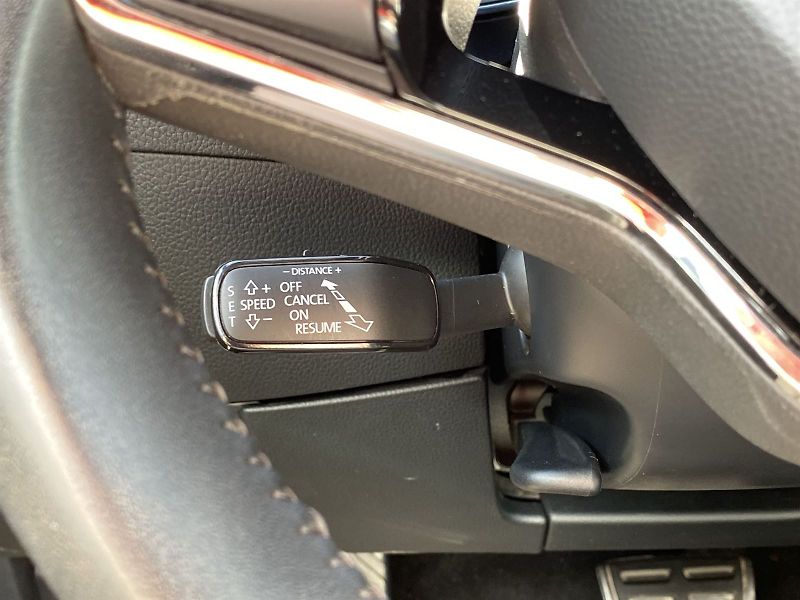 Škoda Superb (2023) Combi 2.0 TDI 4x4 DSG L&K - fotka 23 z 37