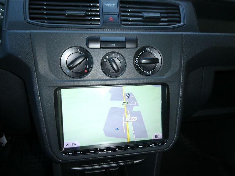 Volkswagen Caddy 2,0 TDi Basis,po rozvodech,TOP - fotka 20 z 56