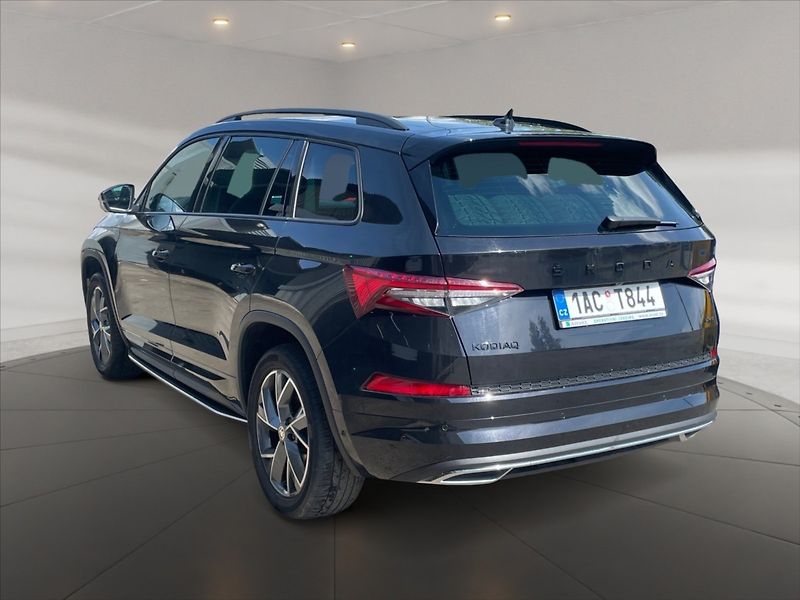 Škoda Kodiaq 2,0 TDI Sportline 4x4 DSG - fotka 4 z 11