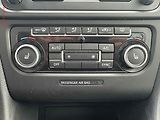 Volkswagen Golf (2012) 2.0 TDi, Highline, bixen - náhled 15
