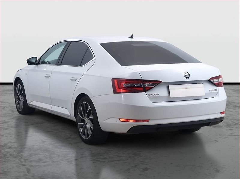 Škoda Superb (2016) Laurin&Klement 2.0 TDI - fotka 4 z 16