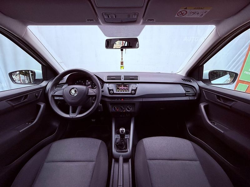 Škoda Fabia 1.0 MPi Ambition, 1.Maj - fotka 15 z 23