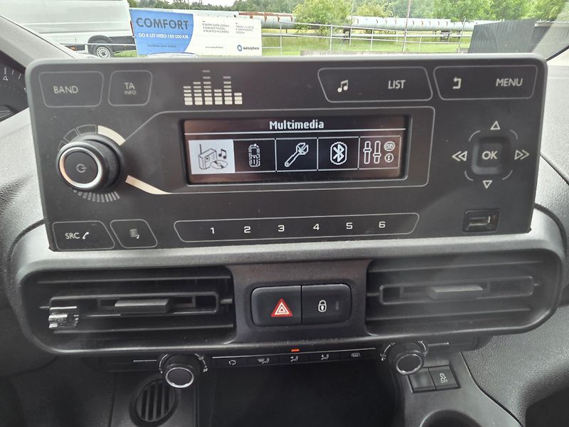 Peugeot Partner (2020) 1.5 BHDi 100 L1 ACTIVE MAN5 - fotka 17 z 21