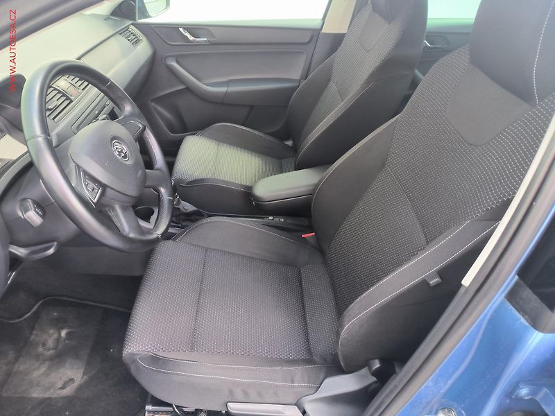 Škoda Rapid (2013) 1.2 TSi, Ambition, park. - fotka 9 z 16