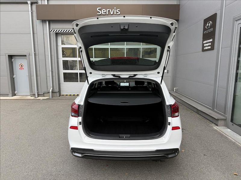 Hyundai i30 1,5 DPi  WG FL Style - fotka 20 z 24