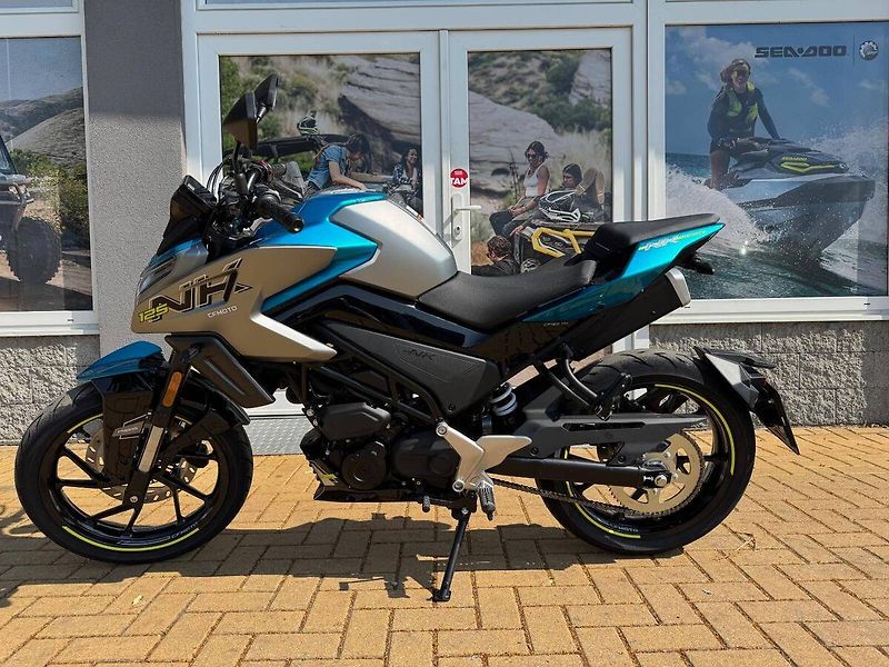 CFMOTO (2026) 125 NK - fotka 1 z 7