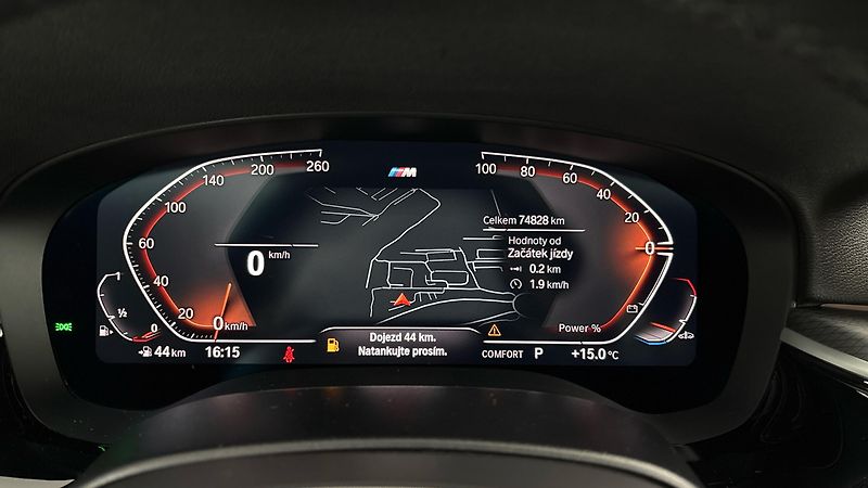 BMW Řada 5 540i AUT M-paket - fotka 10 z 32