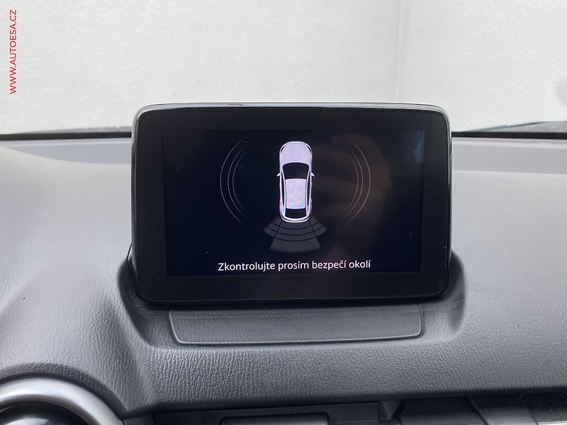 Mazda CX-3 (2019) 1.8 Skyactiv-D, AT, temp. - fotka 18 z 19