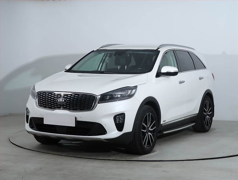 Kia Sorento (2018) GT Line 2.2 CRDi - fotka 2 z 30