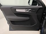 Volvo XC40 (2026) B3 AUT DARK ULTRA  - náhled 7