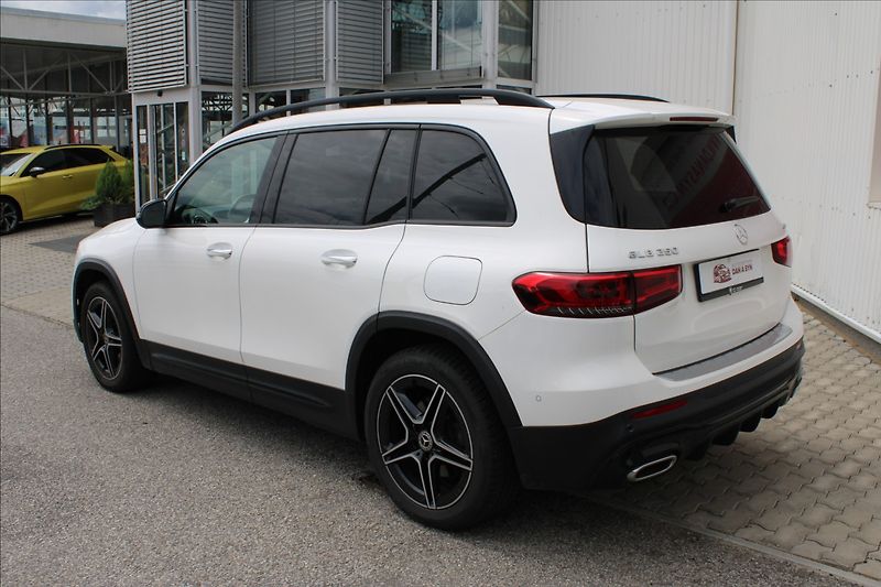 Mercedes-Benz GLB 2,0 250 AMG 4MATIC 2020 165KW - fotka 4 z 10