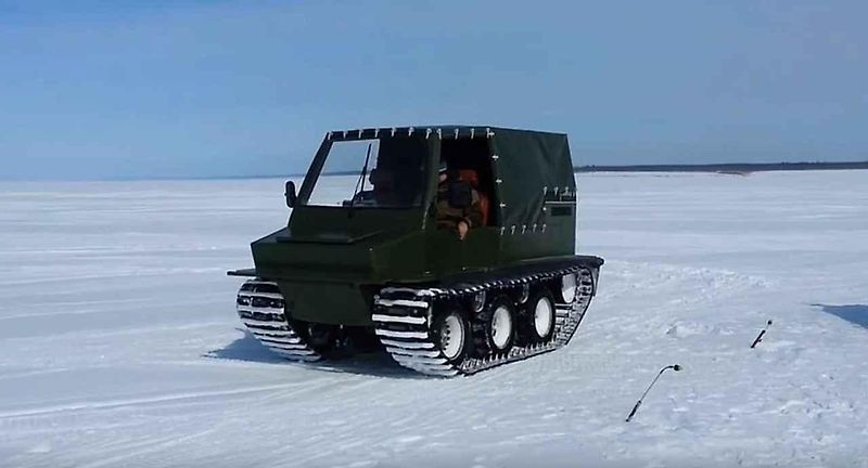 Tento stroj evidentně začínal jako Lada.
