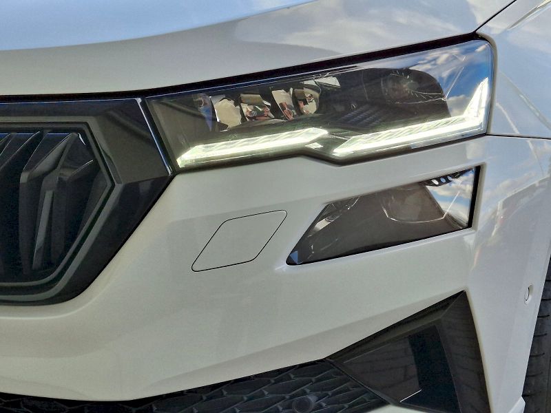 Škoda Karoq (2024) SportLine DSG 1,5TSi 110kW - fotka 34 z 35