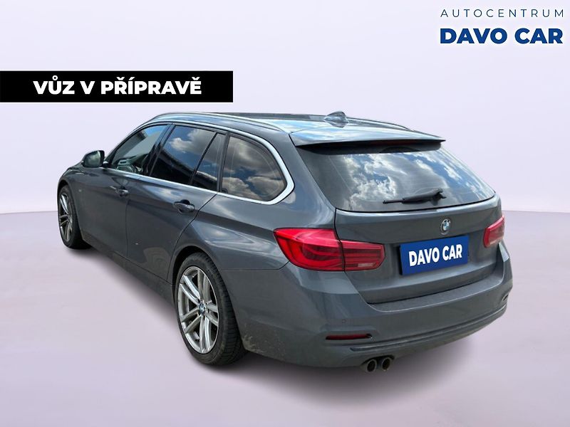 BMW Řada 3 2,0 320d xDrive 140kW Sport - fotka 4 z 12