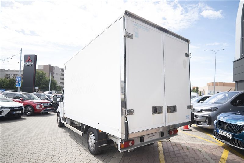 Peugeot Boxer 2,2 BlueHDI 1. MAJITEL ČR DPH - fotka 3 z 28