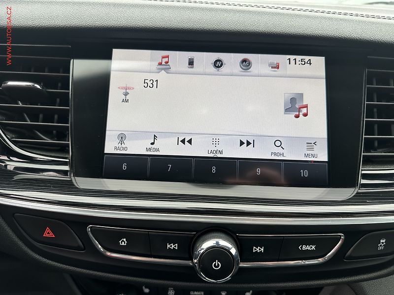 Opel Insignia (2018) 2.0 CDTI, AT - fotka 15 z 22