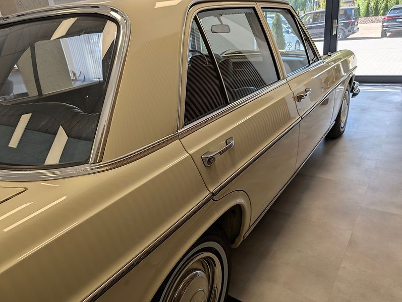 Mercedes-Benz Třídy S W108 - fotka 8 z 36