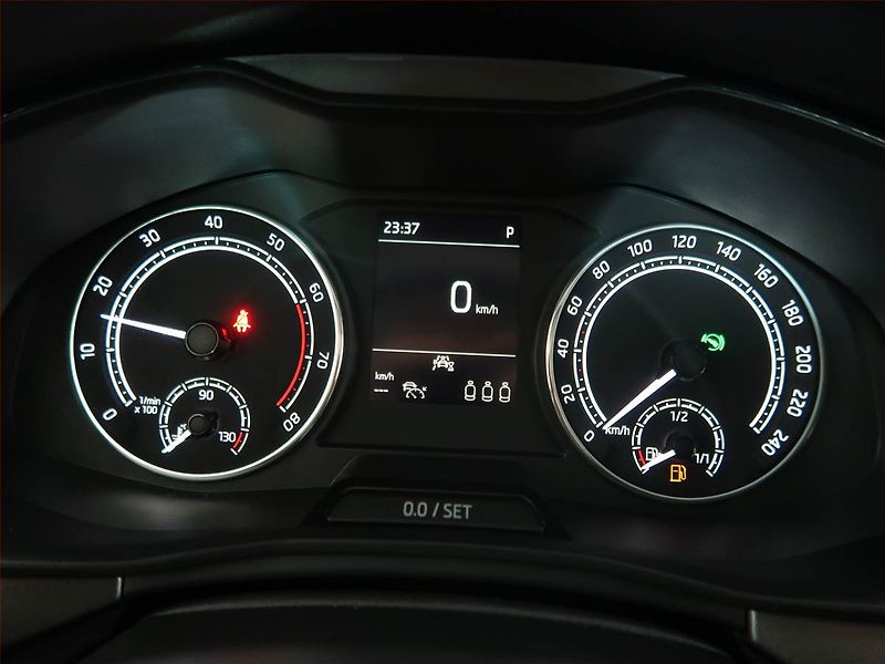 Škoda Kamiq (2023) Style 1.0 TSI - fotka 11 z 16