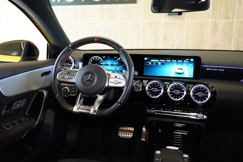 Mercedes-Benz Třídy A 35 AMG 4MATIC, AERO, Kamera - fotka 41 z 42