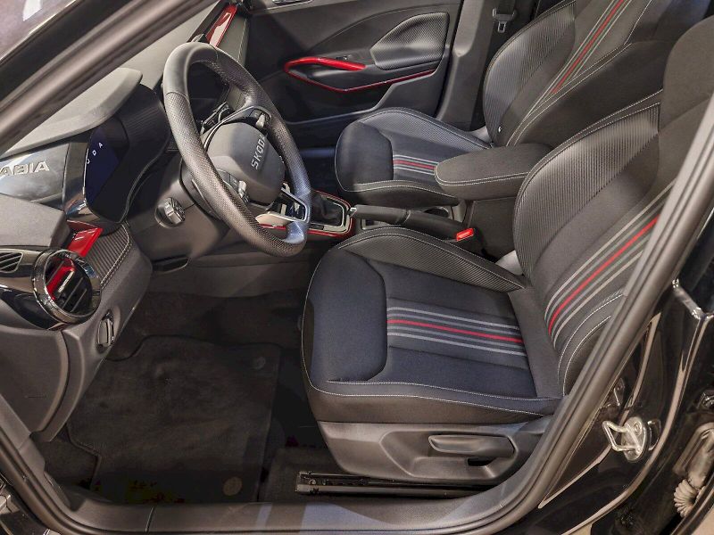 Škoda Fabia (2025) 1.0 TSI 85 kW DSG Monte Carlo - fotka 21 z 29
