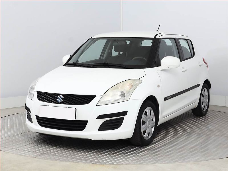 Suzuki Swift (2012) 1.2, Serv.kniha - fotka 2 z 9