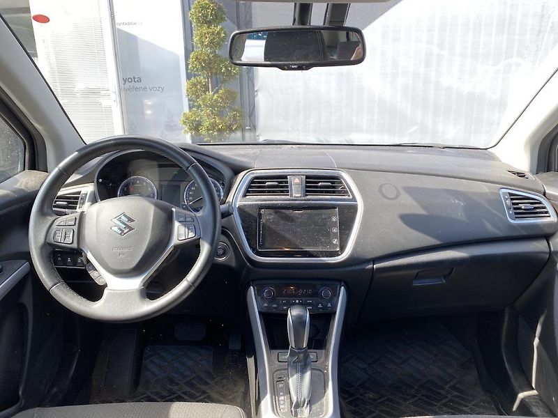 Suzuki SX4 S-Cross 1.4iT, ČR-1m, automat, 4x4 - fotka 10 z 14