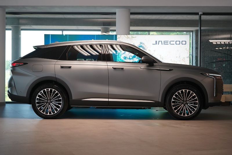 Omoda Ostatní 1.5 T-GDI 3DHT AWD PREMIUM - fotka 5 z 53