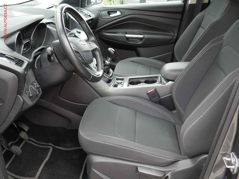 Ford Kuga (2019) 1.5TDCi, servis.kniha - fotka 9 z 19