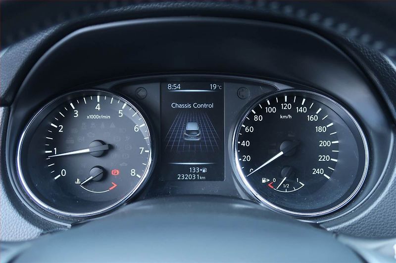 Nissan Qashqai (2014) N-Connecta 1.2 DIG-T - fotka 11 z 21