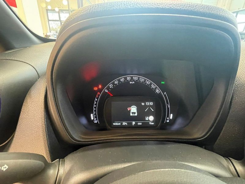 Toyota Aygo 1.0 Automat Style - fotka 24 z 25