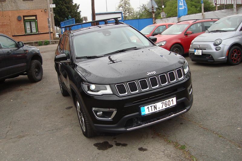 Jeep Compass (2019) LIMITED 2.0 CRD, 4x4 - fotka 10 z 86