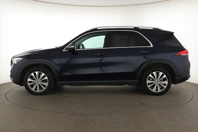Mercedes-Benz GLE (2022) 300 d - fotka 3 z 20